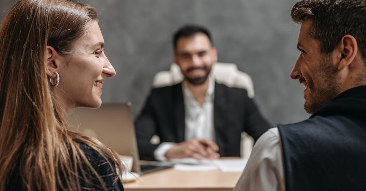 découvrez le rôle clé du client solutions manager, un professionnel dédié à l'optimisation des relations clients et à la mise en œuvre de solutions sur mesure. apprenez comment ce poste stratégique contribue à la satisfaction client et à la croissance des entreprises.