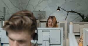 découvrez comment un consultant en centre d'appels peut optimiser la performance de votre service client, améliorer l'expérience utilisateur et augmenter votre efficacité opérationnelle. transformez votre centre d'appels en un atout stratégique pour votre entreprise.