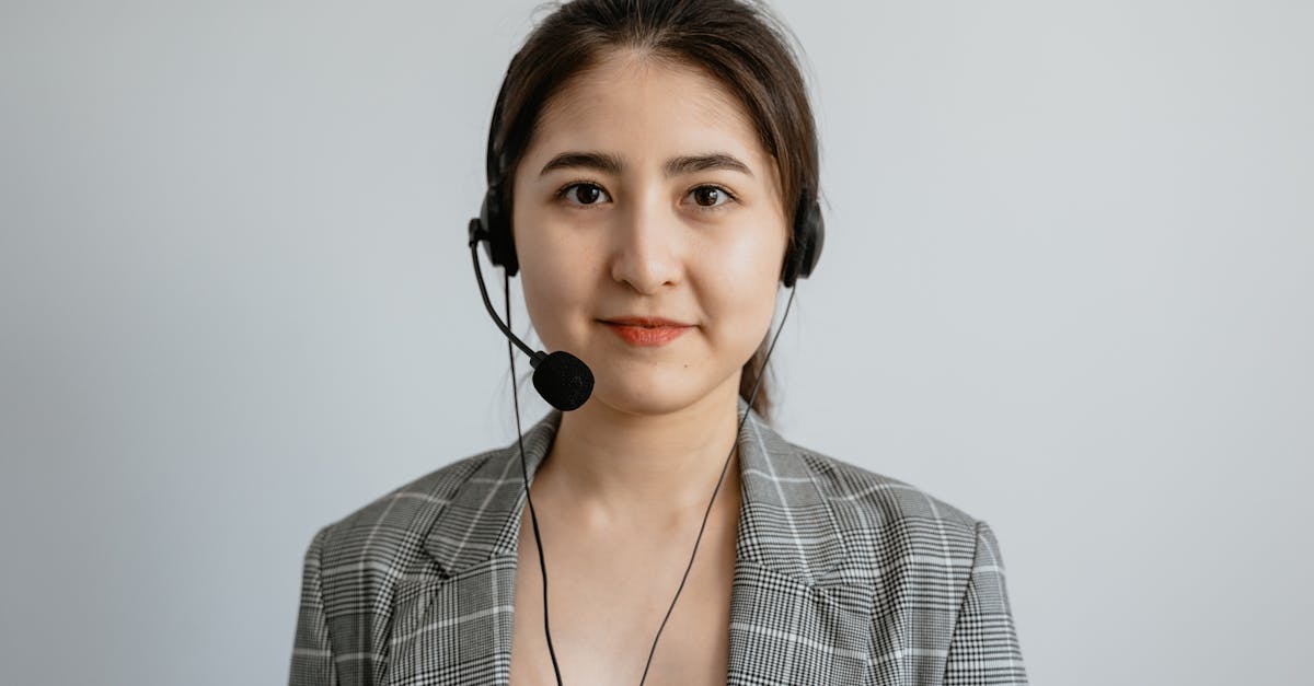 découvrez le rôle essentiel d'un coordinateur de hotline, garantissant une communication fluide et un support efficace pour résoudre les problèmes des clients rapidement et efficacement.